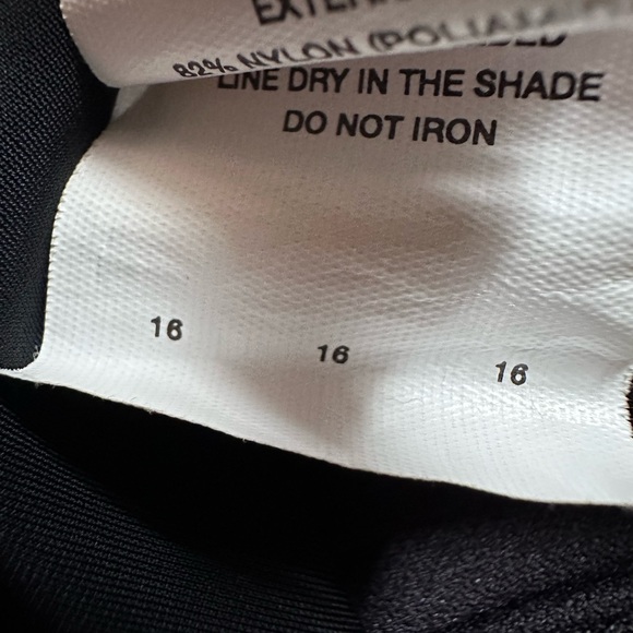 Jantzen Krinkle One Piece Swimsuit - Picture 6 of 6